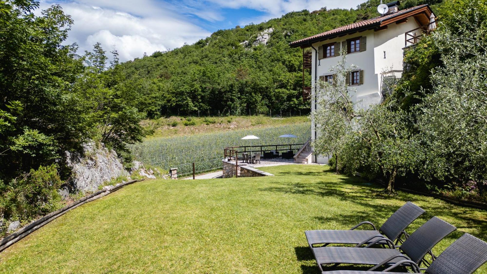 Maso Salim Relax Apartments Drena Exterior foto